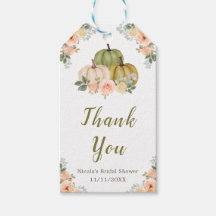 Sagegröna och persikofärgade blomsterpumpor bröllo