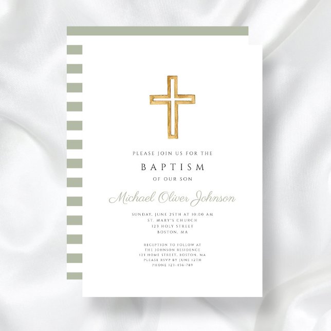 Sagegröna ränder Religiöst kors Dop  Inbjudningar (Sage Green Stripes Religious Wood Cross Baptism Invitation)