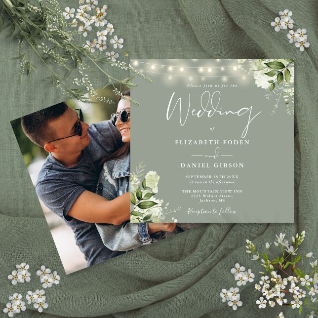 Sagegröna strängljus blomfotobryllop inbjudningar (Sage Green String Lights Floral Photo Wedding Invitation)