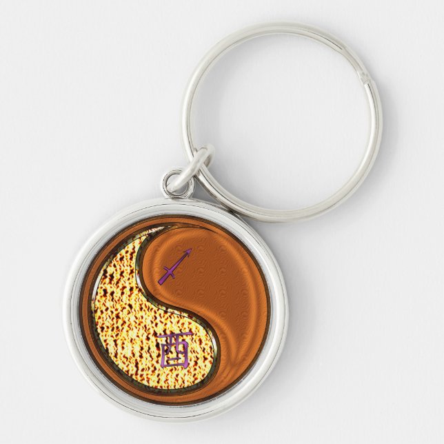 Sagittarius & Wood Tupp Rund Silverfärgad Nyckelring (Framsidan)