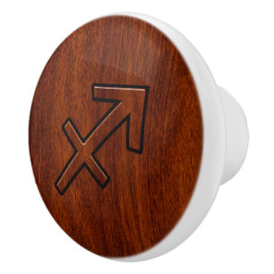 Sagittarius Zodiac Logga in Mahogany Brown Stil Knopp