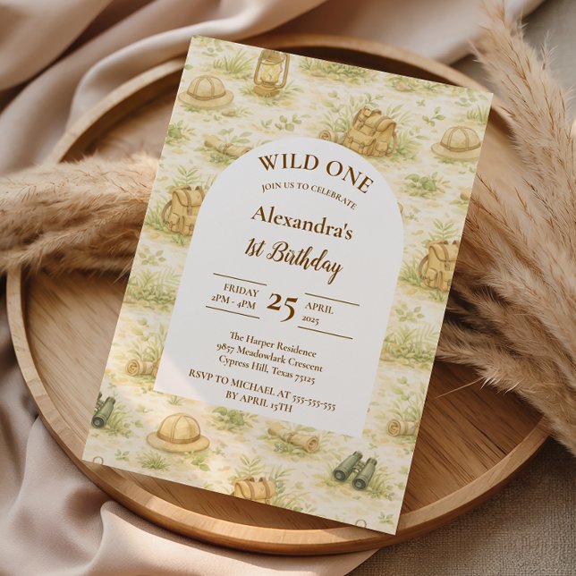 Sagoboksafari Vild etta Första födelsedagen Inbjudningar (Skapare uppladdad)