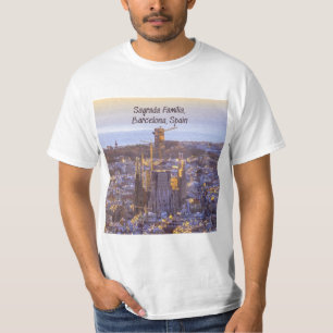 Sagrada Familia Catholic Church, Barcelona, Spanie T Shirt