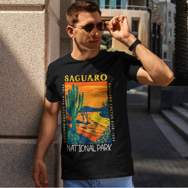 Saguaro nationalpark Arizona Vintage Distress T Shirt (Skapare uppladdad)