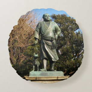Saigo Takamori (sista Samurai) och Hund Statue Rund Kudde