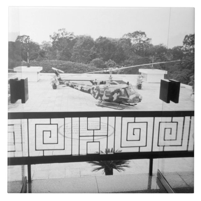 Saigon HCMC Vietnam, Huey-helikopter Kakelplatta (Framsidan)