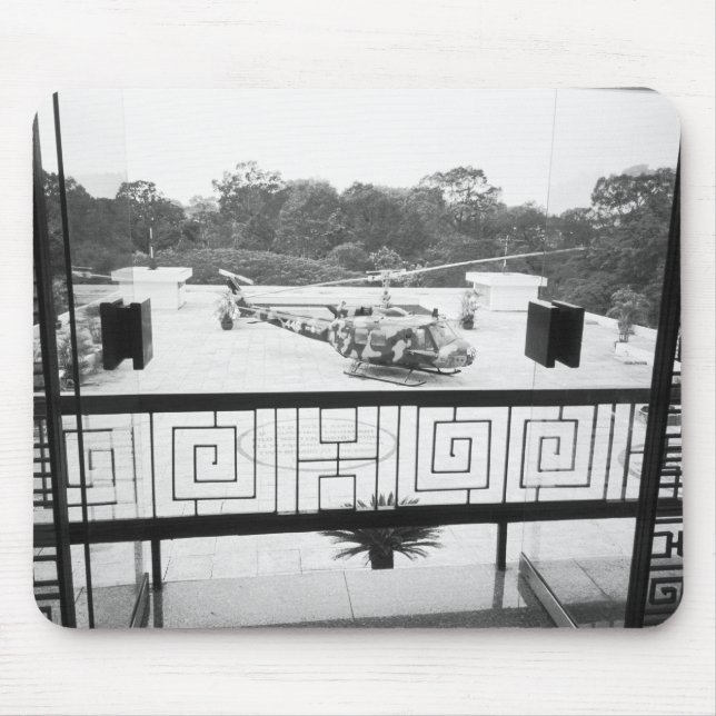 Saigon HCMC Vietnam, Huey-helikopter Musmatta (Framsidan)
