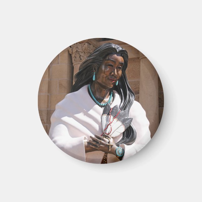 Saint Kateri Tekakwita Magnet (Framsidan)
