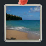 Saint Lucia Beach Tropical Vacation liggande Julgransprydnad Metall<br><div class="desc">Stranden vid orten Saint Lucia var ganska söt - himlar var blått,  vatten var turkos och sand var,  ja,  sandy. Den här bild fångar en solig dag på stranden. Kolla in vår butik för vackra strandfoton. Det här bild är också tapet i bredbildsformat "Saint Lucia Beach" från www.mlewallpapers.com.</div>