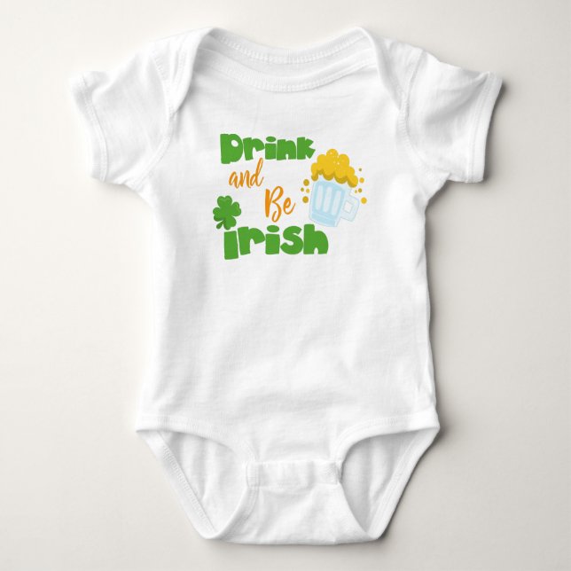 Saint patrick's day, öl, dryck och var iriska t shirt (Framsida)