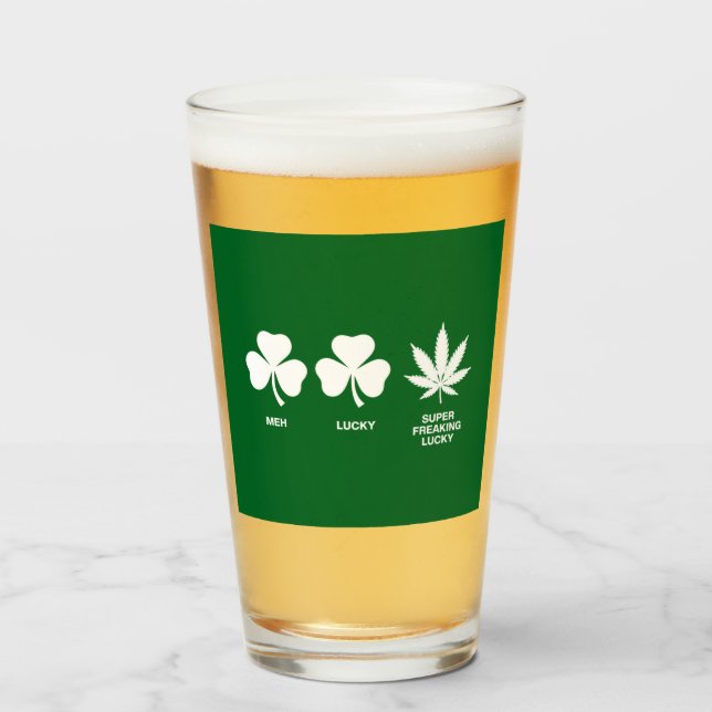 Saint Patricks roliga fest för killar  Glaskopp (Framsida fylld)