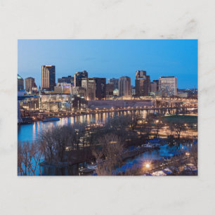 saint paul skyline och riverfront vid nattbåt vykort