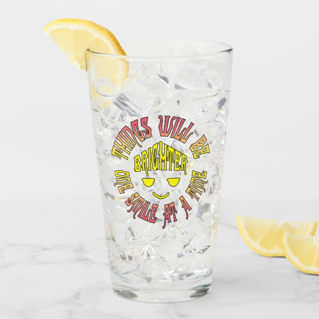 Sak kommer att bli ljusare en sjömil åt gången glaskopp (Framsida Ice)