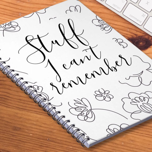 Saker I minns jag inte Anteckningsbok (Stuff I Cant Remember Notebook by Ricaso. Black and white flower pattern notebook.)