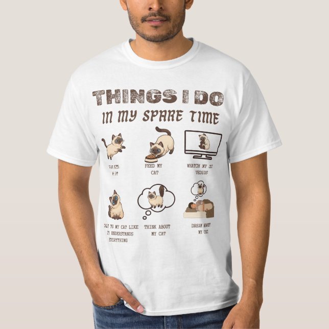 Saker jag gör på min fritid Rolig katt T Shirt (Framsida)