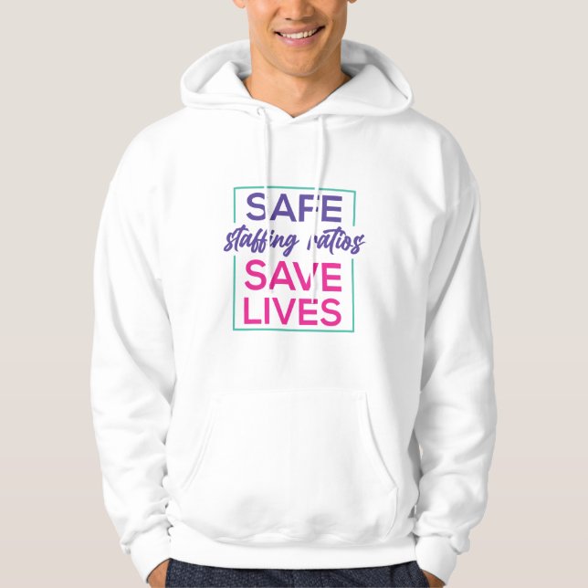Säker personal - Nurse Manar Hoodie (rosa) (Framsida)