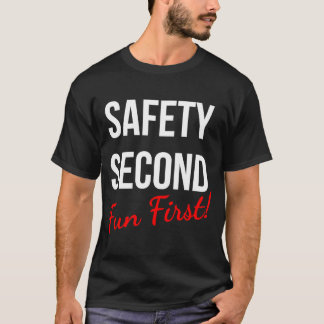SÄKERHETSANDRA ROLIGTEN FÖRSTA ARBETET T SHIRT