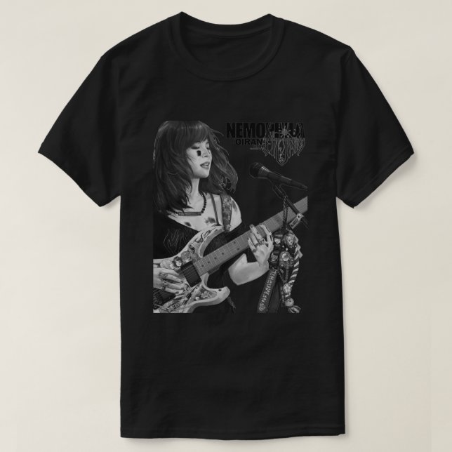 Saki Nemophila Essential T-Shirt (Design framsida)