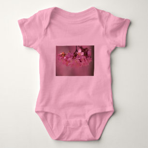 Sakura Cherry Blommars Delikat Rosa Bouquet Tee