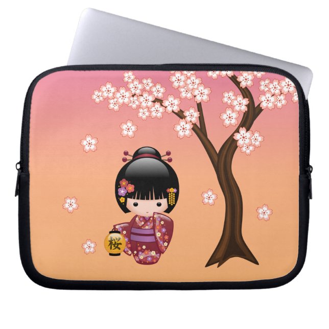 Sakura Kokeshi Doll - Geisha Girl på Peach Laptop Sleeve (Framsidan)