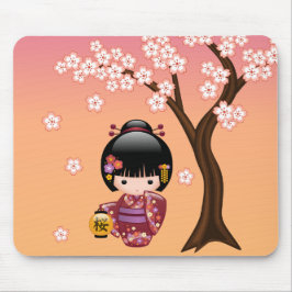 Sakura Kokeshi Doll - Geisha Girl på Peach Musmatta