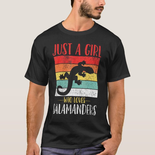 Salamander Bara en flicka som Kärlek Salamanders V T Shirt (Framsida)