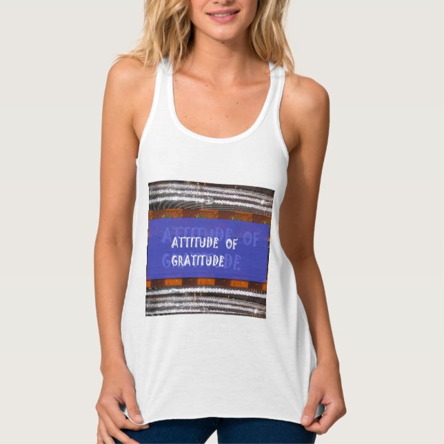 SALE Shirts Hoodie Jersey ATTITUDE of GRATITUDE Linne Med Racerback (Framsida)