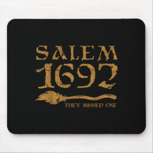 Salem 1692 de missade en halloween musmatta