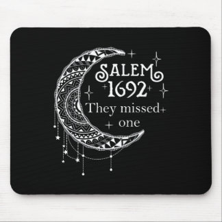 Salem 1692 De missade en - Salem Witch 1692 Hall Musmatta
