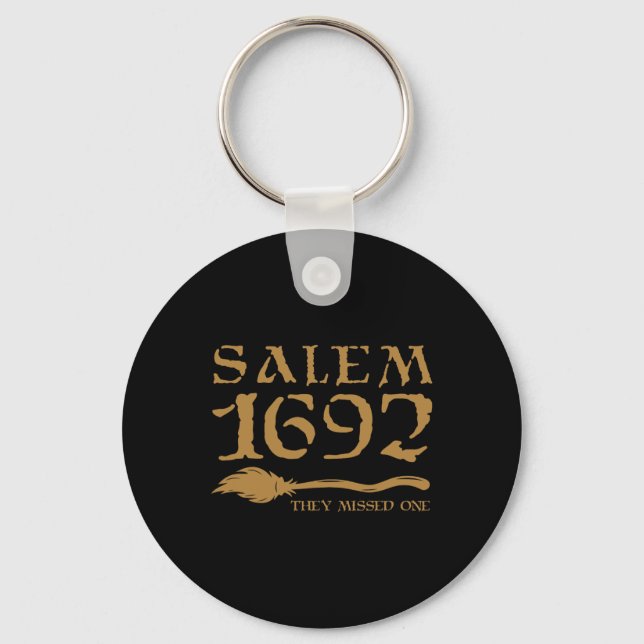 Salem 1692 de missade en Witch Halloween 8 Nyckelring (Framsida)