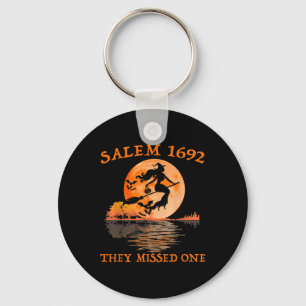 Salem 1692 de missade en Witch Riding Broom Hall Nyckelring