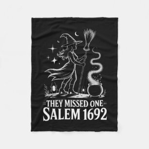 Salem 1692 missade en till halloween damtröja fleecefilt