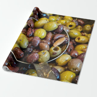 Salladsolja och grönt presentpapper