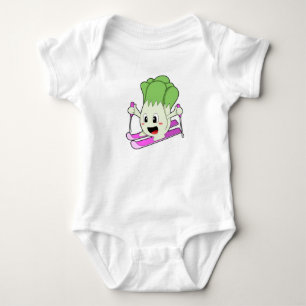 Sallat som Skier med Ski T Shirt