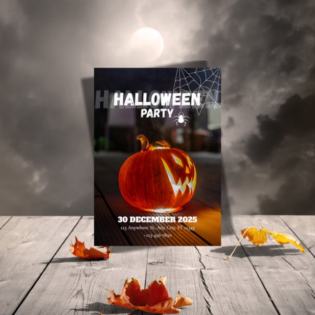 Sällsam euro-chic Halloween-festinkallation Inbjudningar ("A professional flat-lay mockup of your 'Spooky Halloween' invitation, )
