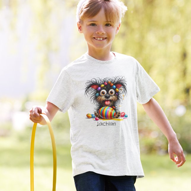 Sällsam hund med påskägg i håret t shirt (Skapare uppladdad)