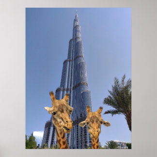 Sällsamma giraffer på väggkonst vid Burj Khalifa