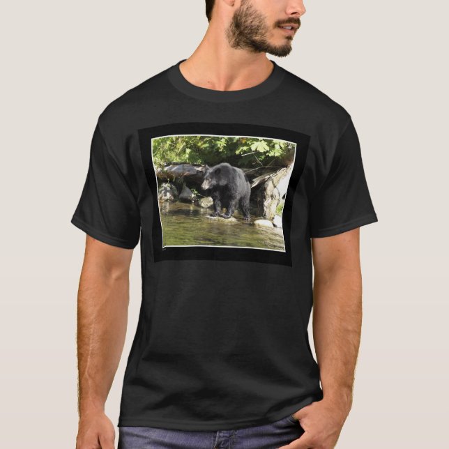 "Salmon Spotting" Svartbjörnsgåvor T-shirt (Framsida)