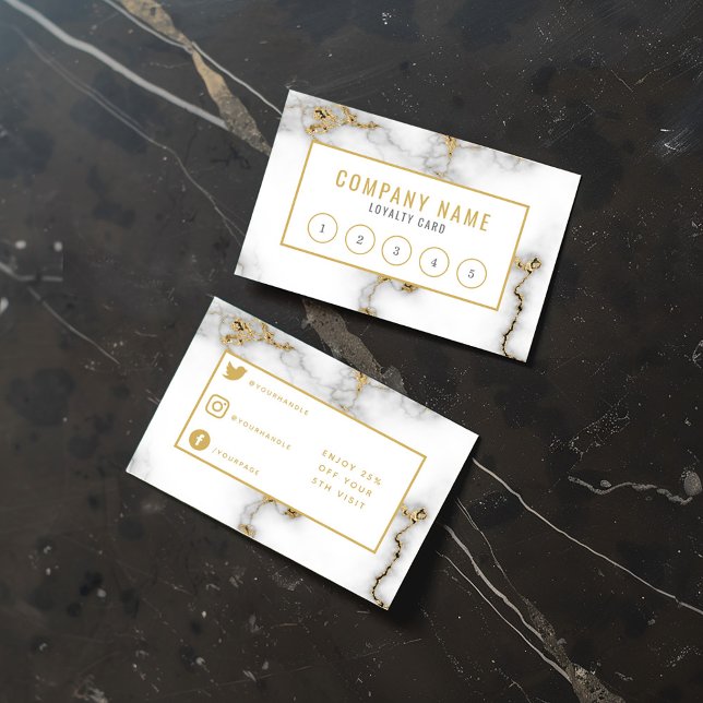 Salon, det moderna guld-marmorförmånskortet. lojalitetskort (Elegant white and gold loyalty card with a marble design, featuring a numbered punch card layout)