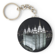 Salt Sjö City LDS Temple på natten.