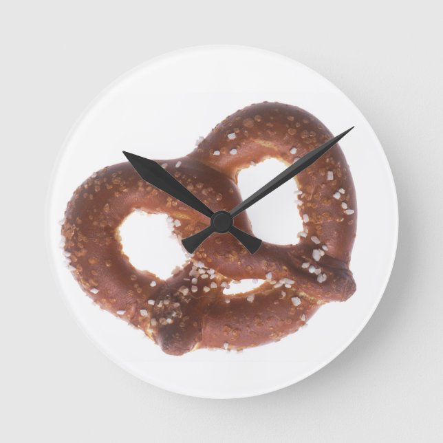 Saltad Pretzel Rund Klocka (Framsida)