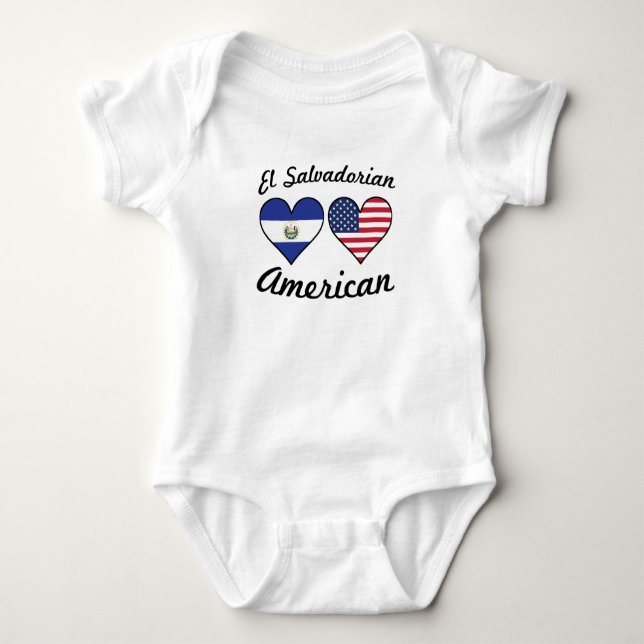 Salvadorian amerikanska flagganhjärtor för El T-shirt (Framsida)