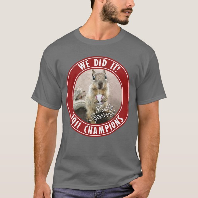 Samla ekorren - vi gjorde den! tee shirt (Framsida)