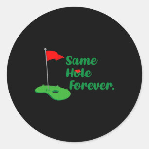 Samma hål för alltid golf möhippa svensexa runt klistermärke