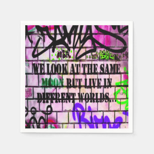 Samma Måne olika världar Colorful Graffiti Pappersservett