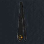 Sammanlagd sol- förmörkelse Juli 2, 2019 South Slips<br><div class="desc">Få redot för de underbara söderna - den sammanlagda sol- förmörkelsen för amerikanen som äger rum på Juli 2, 2019. Detta den kalla slipsen kan skräddarsy med en stad, land eller din egna beställnings- text. Ändra lätt den bästa och nedersta texten för. Designen presenterar en mörk silhouette av den grumlande...</div>