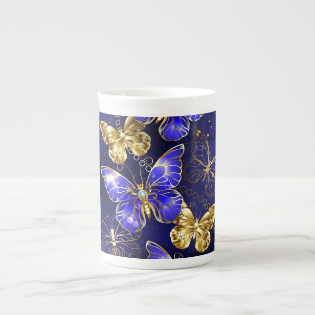 Sammansättning med Sapphire Butterflies Benporslin Mugg (Framsidan)