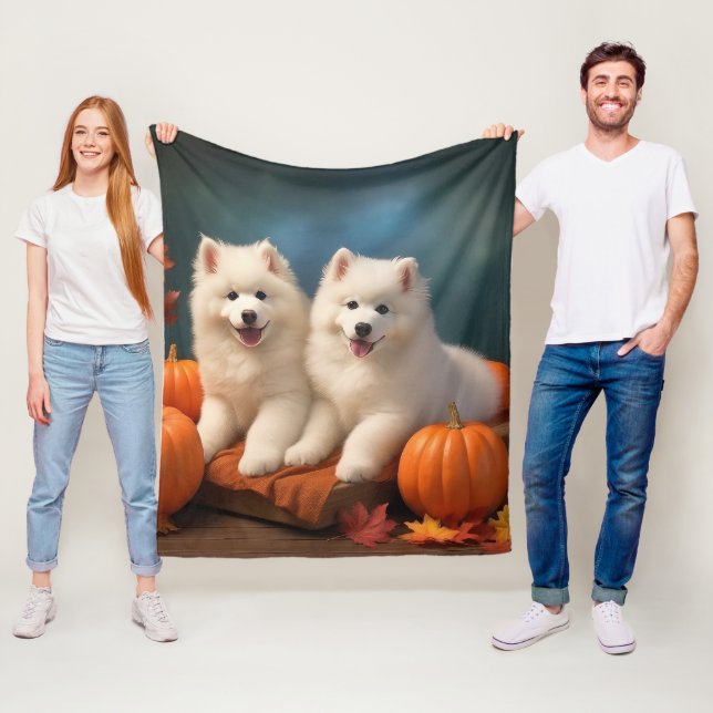 Samojed-valp Höstglädje Pumpa  Fleecefilt (På plats)