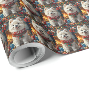Samojedhund med julklappar Kaminen Presentpapper