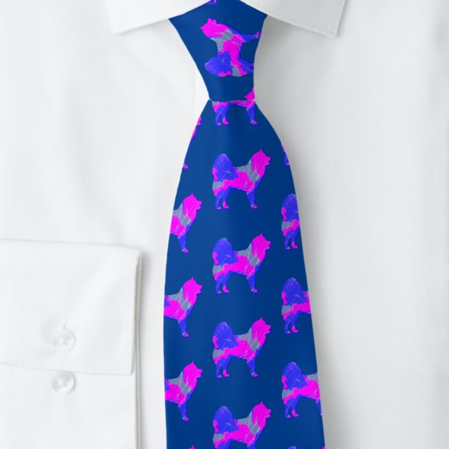 Samoyed Hund Silhouette Rosa & Blue Mörk blått Slips (Samoyed pink and blue silhouette pattern tie on blue background )